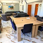 Maison d'hôtes Arode Dionysus - Digital Nomads Coliving *