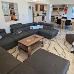 Arode Dionysus - Digital Nomads Coliving Maison d'hôtes