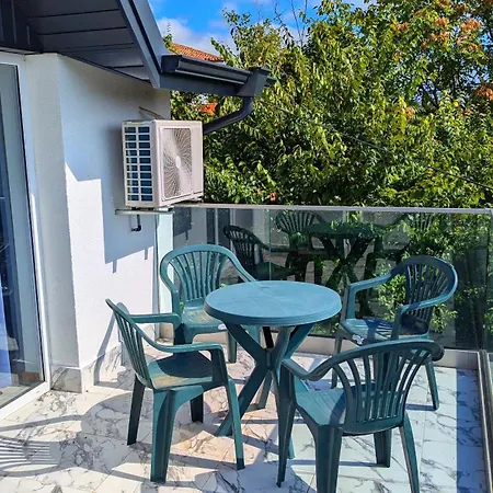 Arode Dionysus - Digital Nomads Coliving Gasthof Baltschik