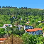 Arode Dionysus - Digital Nomads Coliving