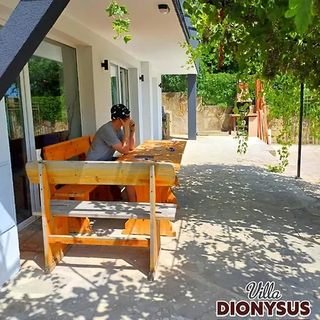 Arode Dionysus - Digital Nomads Coliving Guest house