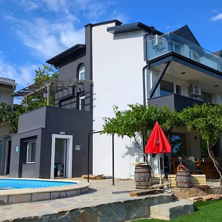 Arode Dionysus - Digital Nomads Coliving Guest house Balchik