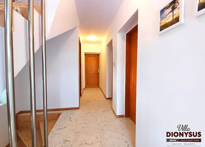 Arode Dionysus - Digital Nomads Coliving